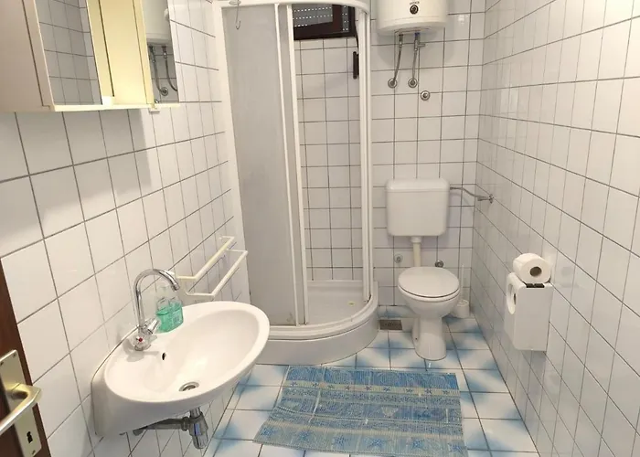 Casa de hóspedes Mate 3*